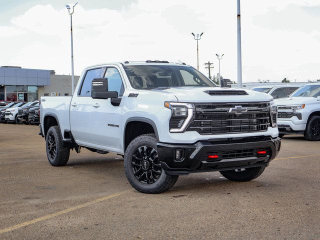 2025 Chevrolet Silverado 3500HD LTZ in Cars & Trucks in Edmonton - Image 2