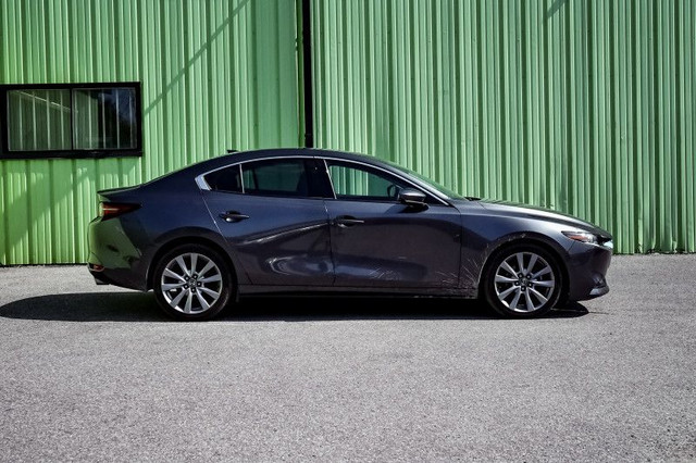 2019 Mazda Mazda3 GT i-Activ AWD • SUNROOF • HEATED SEATS • NAV in Cars & Trucks in Kingston - Image 2