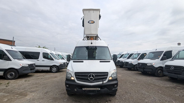 2018 Mercedes-Benz Sprinter 170 W/B Bucket Truck in Cars & Trucks in Mississauga / Peel Region - Image 4