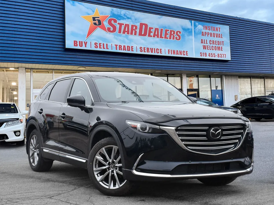 2018 Mazda CX-9 NAV LEATHER SUNROOF LOADED! WE FINANCE ALL CRED