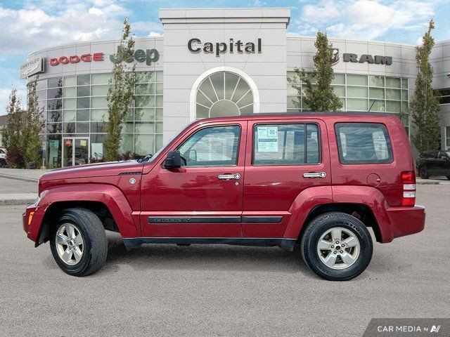2012 Jeep Liberty Sport 4WD in Cars & Trucks in Edmonton - Image 2