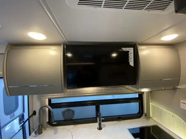 2025 Thor Motor Coach Delano Sprinter 24FB in RVs & Motorhomes in Abbotsford - Image 16
