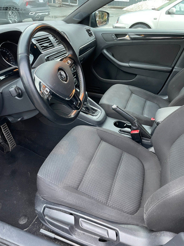 2015 Volkswagen Jetta Comfortline    EXCEPTONAL PRICE in Cars & Trucks in Delta/Surrey/Langley - Image 4