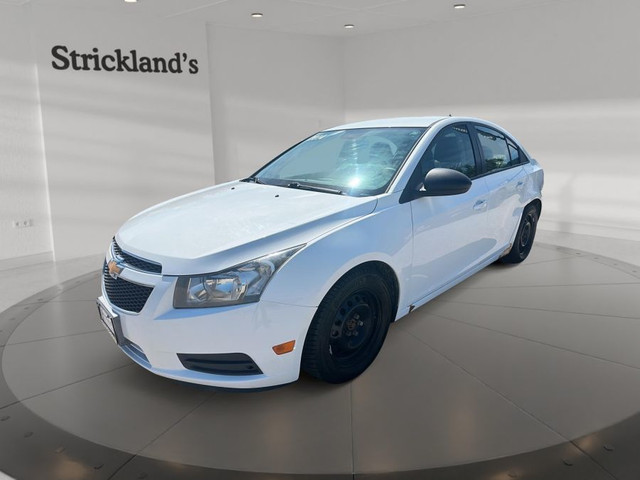 2014 CHEVROLET CRUZE 1LS in Cars & Trucks in Stratford - Image 2