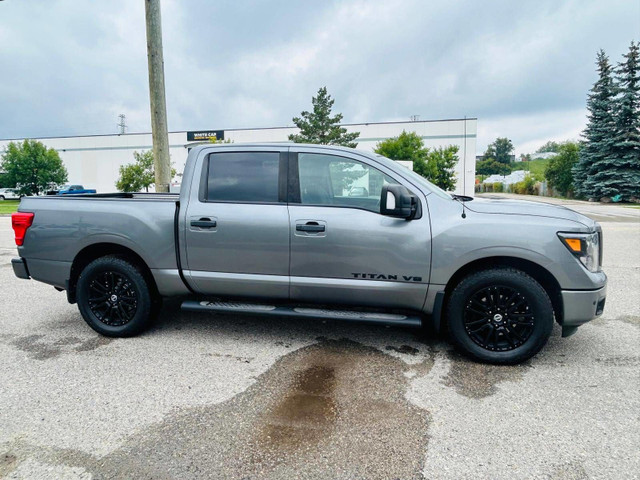 2018 Nissan Titan 4x4 Crew Cab SV in Cars & Trucks in Calgary - Image 2