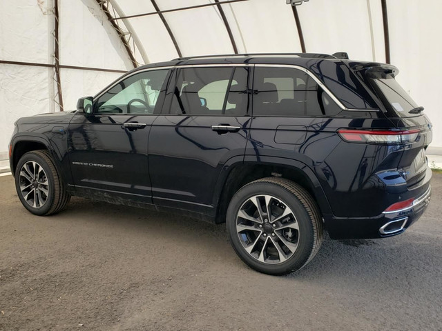 2023 Jeep Grand Cherokee 4xe Overland 4x4 for sale in Cars & Trucks in Ottawa - Image 4