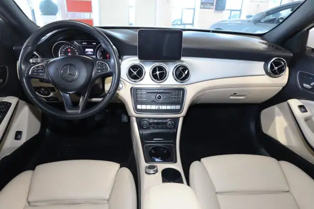 2018 Mercedes-Benz GLA GLA250 4MATIC - AMG-PKG|PANOROOF|CAMERA|B in Cars & Trucks in City of Toronto - Image 13