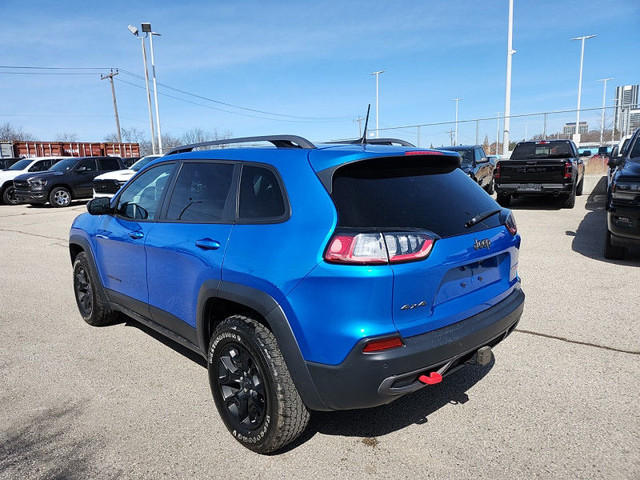 2019 Jeep Cherokee Trailhawk - Low Mileage in Cars & Trucks in City of Toronto - Image 3
