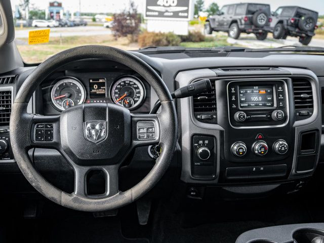 2017 Ram 1500 Express in Cars & Trucks in Barrie - Image 2