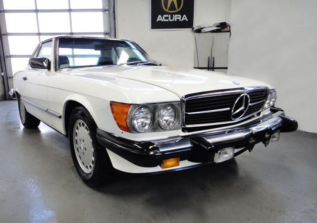  1988 Mercedes-Benz SL-Class SL 560. LOW KM, RUST FREE, MUST SEE in Cars & Trucks in City of Toronto