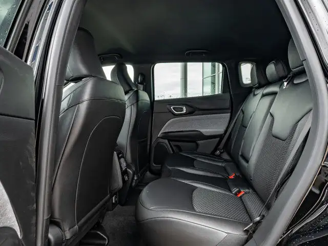 2025 Jeep Compass North in Cars & Trucks in Barrie - Image 16