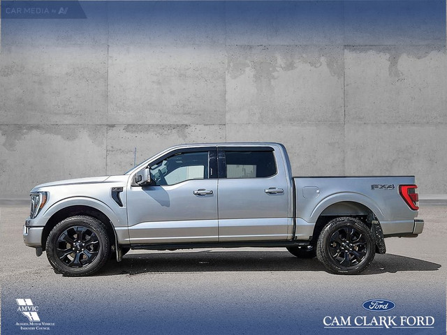 2023 Ford F-150 Lariat BLACK APPEARANCE PKG | HEATED / COOLED... in Cars & Trucks in Red Deer - Image 4