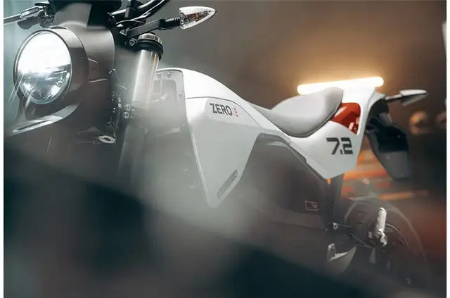 2022 Zero Motorcycles Zero FXE Integrated ZF7.2 in Street, Cruisers & Choppers in Delta/Surrey/Langley - Image 5