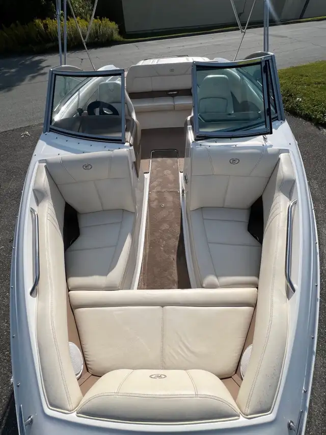 2010 COBALT 210 in Powerboats & Motorboats in Sherbrooke - Image 15