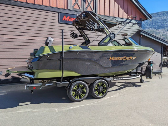 2024 Mastercraft XT22 T in Powerboats & Motorboats in Chilliwack - Image 3