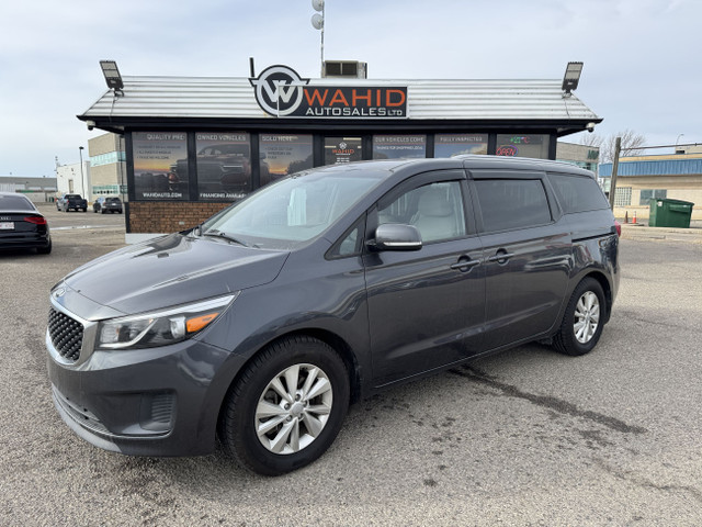 2016 Kia Sedona LX 8 Passenger in Cars & Trucks in Lethbridge
