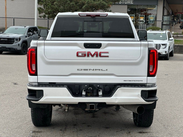 2022 GMC Sierra 2500HD in Cars & Trucks in City of Toronto - Image 4