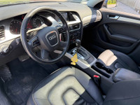 QUATTRO / AS IS SALE / ENGINE LIGHT FLASHING ALL WHEEL DRIVE / LEATHER INTERIOR / 6 SPEED MANUAL Ple... (image 9)