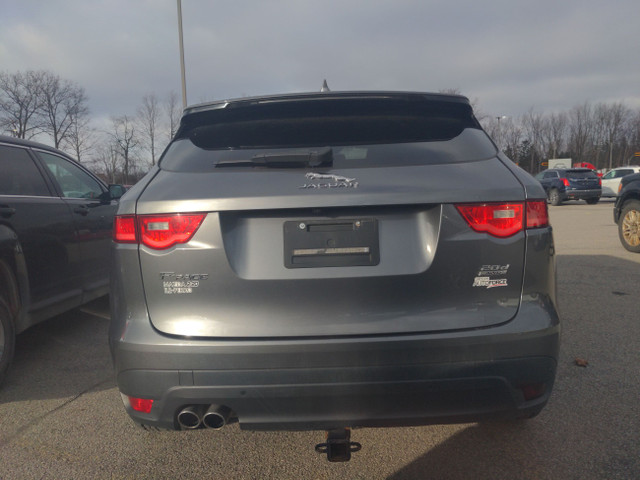 2017 Jaguar F-PACE R-SPORT 2.0d dans Autos et camions  à Ville de Montréal - Image 4