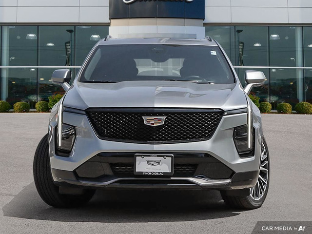 2025 Cadillac XT4 Sport in Cars & Trucks in London - Image 2