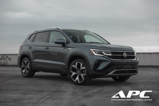 2023 Volkswagen Taos in Cars & Trucks in Delta/Surrey/Langley