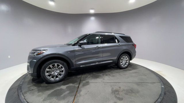 2025 Ford Explorer Active in Cars & Trucks in Strathcona County - Image 4