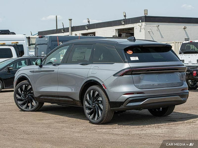 2025 Lincoln Nautilus Reserve in Cars & Trucks in Edmonton - Image 4