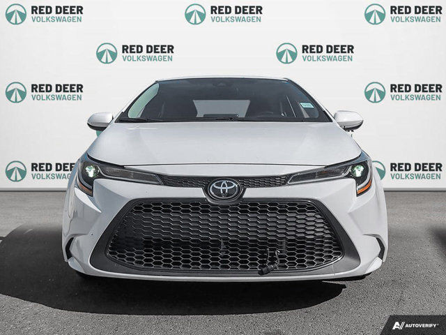 2020 Toyota Corolla LE in Cars & Trucks in Red Deer - Image 3