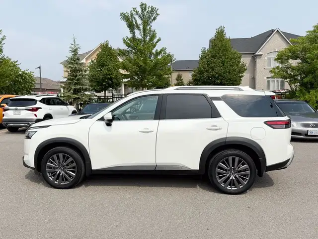 2022 Nissan Pathfinder SL in Cars & Trucks in Markham / York Region - Image 6