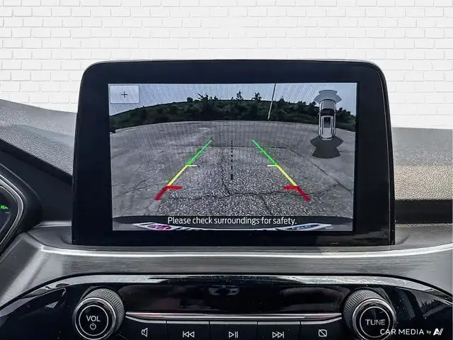 2022 Ford Escape Titanium Hybrid | Heated Seats | Remote Start in Cars & Trucks in Windsor Region - Image 32