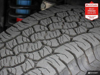 Recent Arrival! New Price! Odometer is 6102 kilometers below market average! Black 2024 Toyota Tacom... (image 9)