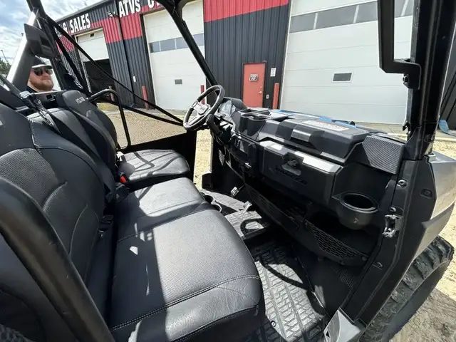 2025 Polaris Ranger XP 1000 4x4 UTV (82hp) in ATVs in Red Deer - Image 9