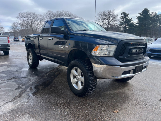 2018 RAM 1500 SLT CLEAN CARFAX..LIFT KIT!! PRICED TO MOVE!! C... in Cars & Trucks in Annapolis Valley - Image 4