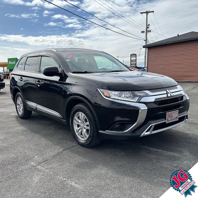  2019 Mitsubishi Outlander ES AWC in Cars & Trucks in Truro - Image 3