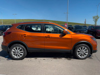 2020 NISSAN QASHQAI SV | AWD | ACCIDENT FREE CARFAX | ONE OWNER | REMOTE START | HEATED STEERING WHE... (image 6)