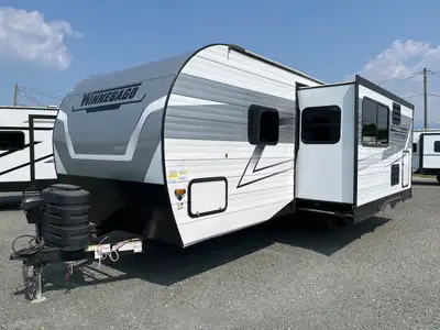This 25-foot travel trailer is built to deliver comfort, capacity, and performance for families who...