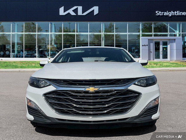 2019 Chevrolet Malibu LT in Cars & Trucks in Calgary - Image 2