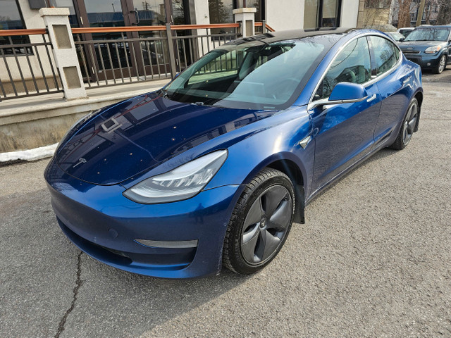 2019 Tesla MODEL 3 MID Range in Cars & Trucks in Laval / North Shore