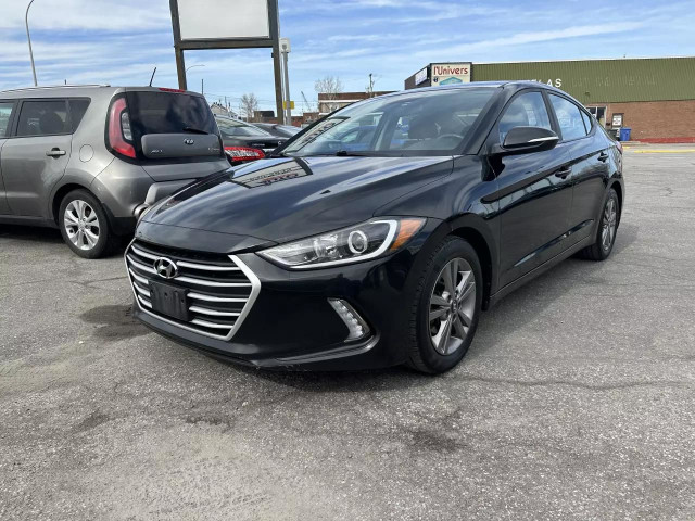 2018 HYUNDAI Elantra LIMITED * 8 PNEUS * TOIT OUVRANT * CAMERA in Cars & Trucks in City of Montréal - Image 2
