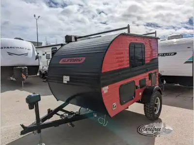 Sunset Park RV Sunray travel trailer 109 highlights: Outdoor Kitchen 54in.in. x 74in.in. Dinette Bed...
