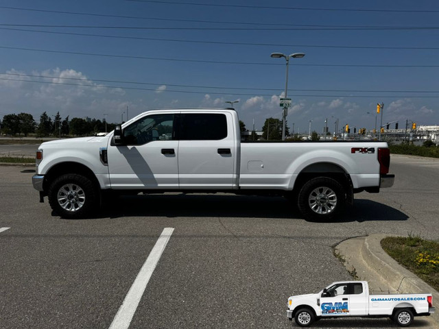 2022 Ford F-350 XLT Crew Cab Long Box 4WD in Cars & Trucks in City of Toronto - Image 4