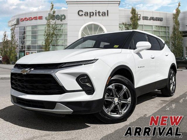 2023 Chevrolet Blazer LT | Backup Cam | Remote Start in Cars & Trucks in Edmonton