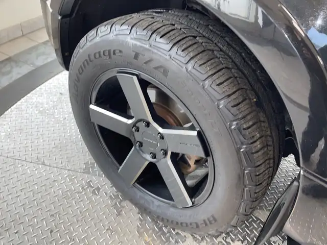 2015 Ford Expedition Platinum Fresh Trade dans Autos et camions dans Ville de Régina - Image 19