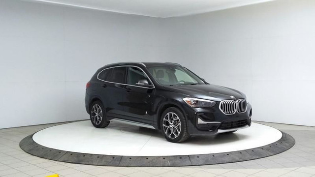 2020 BMW X1 xDrive28i - Navigation - Leather Seats in Cars & Trucks in Lethbridge