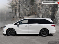 Engine: Gas V-6 3.5L L/100Km City: 12.2 L/100Km Hwy: 8.5 Safety Equipment ABS And Driveline Traction... (image 1)