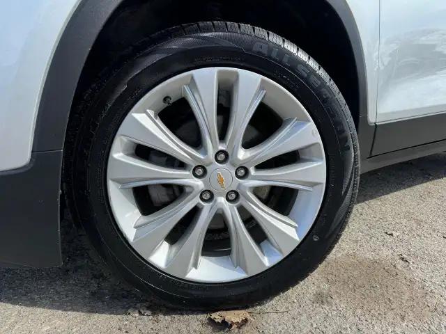 2020 Chevrolet Trax PREMIER, AWD, LEATHER, SUNROOF, BOSE AUDIO,  in Cars & Trucks in Ottawa - Image 15