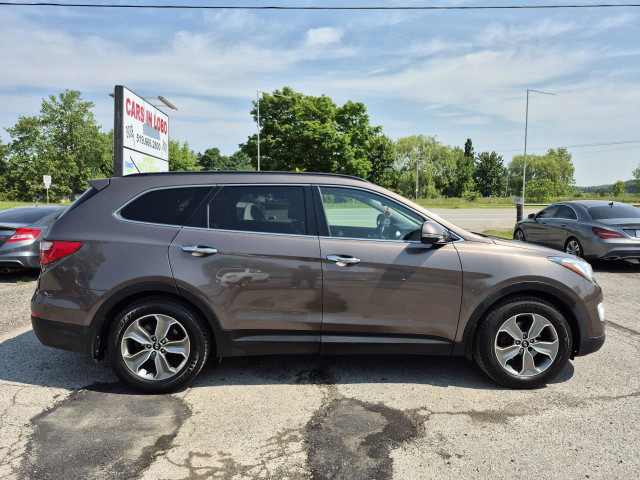 2014 Hyundai Santa Fe XL AWD Luxury w/6-Passenger in Cars & Trucks in London - Image 2