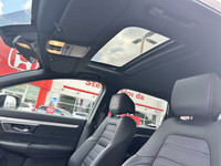 Enjoy effortless style and all-wheel-drive capability in this 2022 Honda CR-V Sport. With only 45,71... (image 8)