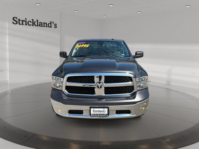 2022 RAM RAM 1500 CLASSIC CREW CAB 4X4 (DS) SLT 4X4 CLASSIC CREW in Cars & Trucks in Stratford - Image 3
