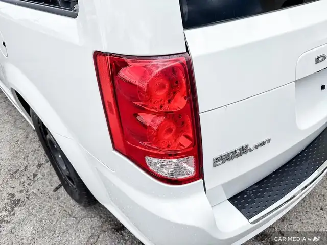 2019 Dodge Grand Caravan GT LEATHER | HEATED SEATS | HEATED S... in Cars & Trucks in London - Image 12